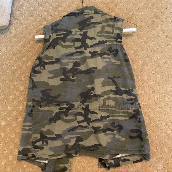 Mod Modele camo vest, size small - Picture 3 of 5